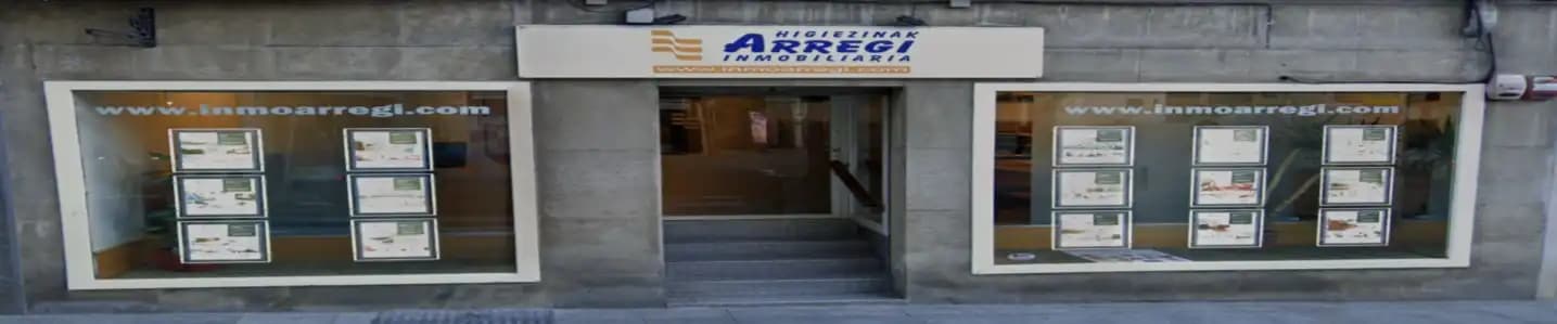 Обкладинка INMOBILIARIA ARREGI