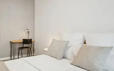 Habitación 96 m², Lérida