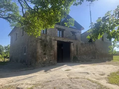 Casa de 190 m² en Prats de Lluçanès